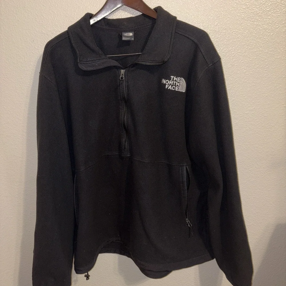 North Face Mens Fleece Pullover Jacket Black Size Large XXL But Paint